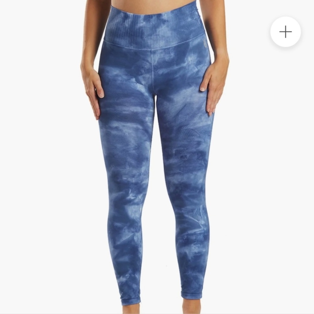 FREE PEOPLE | ✨NEW✨ High-Rise 7/8 Length Good Karma Leggings in Rogue Blue Combo